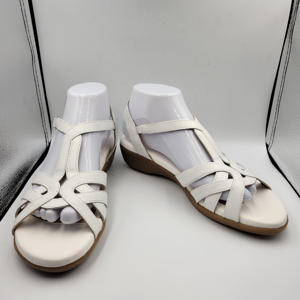 Naturalizer Nella White Leather Wedge Sandal Sz 8.5 NWOT